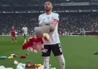 Emoção no jogo entre BESIKTAS X ANTALYASPOR