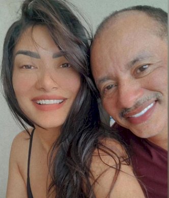 O cantor Manoel Gomes, autor do hit 'Caneta Azul' anuncia noivado com cirurgiã-dentista